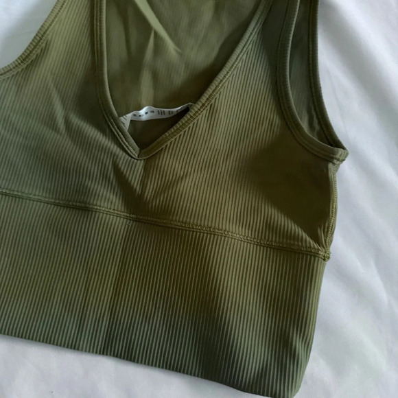 🆕💚 Lululemon Power Pivot Tank Ribbed - Bronze Green - Picture 8 of 12